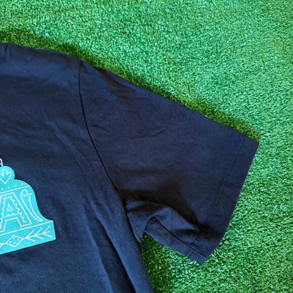 Puma Short Sleeve Crewneck Christmas Ornaments Holidays Black T-shirt Size S - Picture 7 of 12